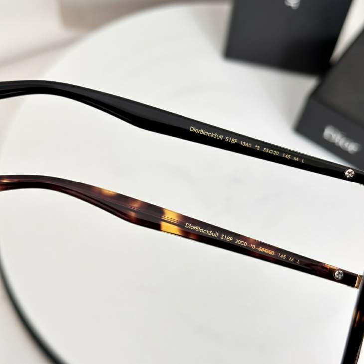 Picture of Dior Sunglasses _SKUfw77644414fw